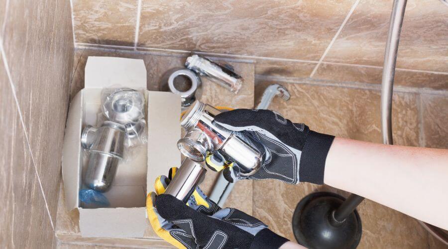 Expert Emergency Roof Repairs services in Farmingville, NY